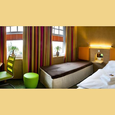 Sonn'Idyll Hotel & Saunalandschaft ราธนอว์ ภายนอก รูปภาพ